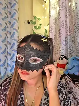 Chat XXX en directo de Kiara_97