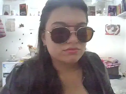 Chat +18 de Sky_Angel_23 ao vivo