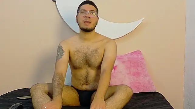 JacobMills_8 webcam show