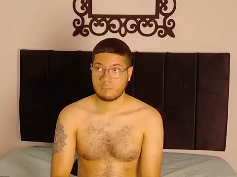 JacobMills_8 Webcam show