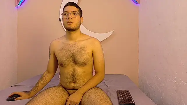 JacobMills_8 webcam show