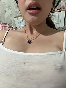 ay_perisii Webcam Show