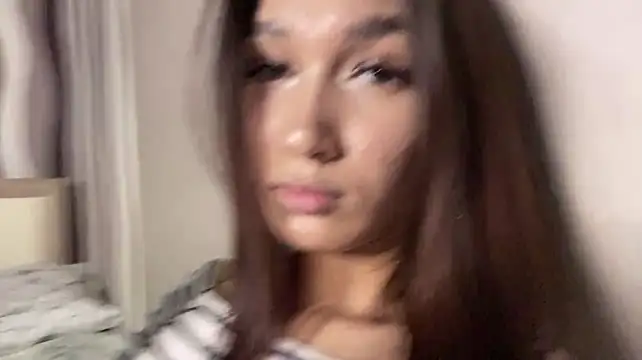 ALittleSurprise Webcamshow