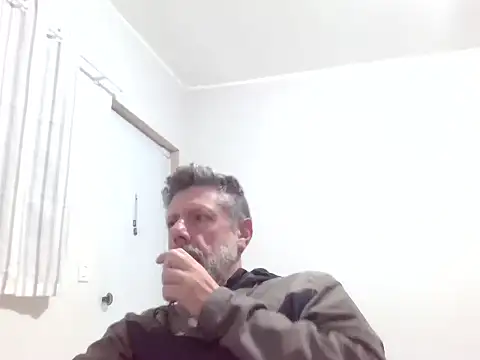 machoalpha459 Show in webcam