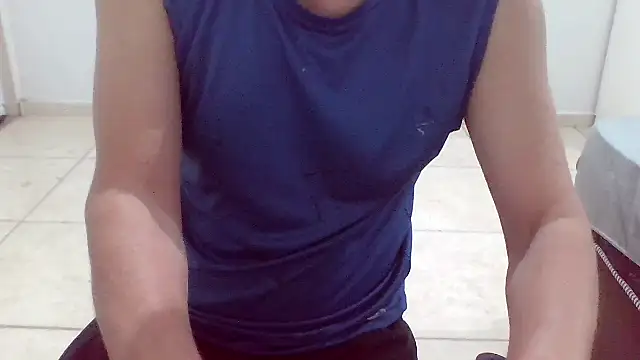 Show de machoalpha459 na webcam