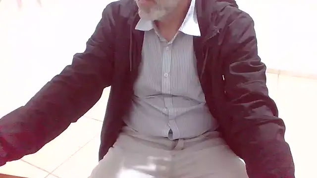 Show de machoalpha459 na webcam