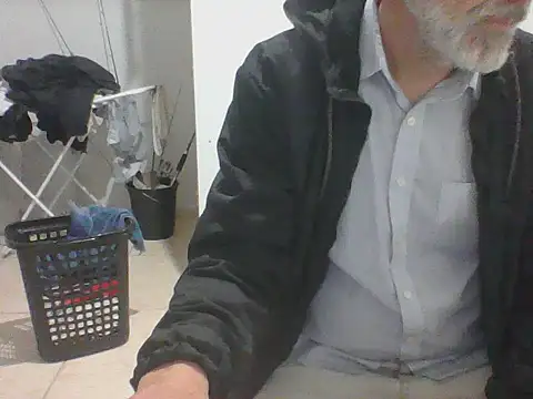 Show de machoalpha459 na webcam