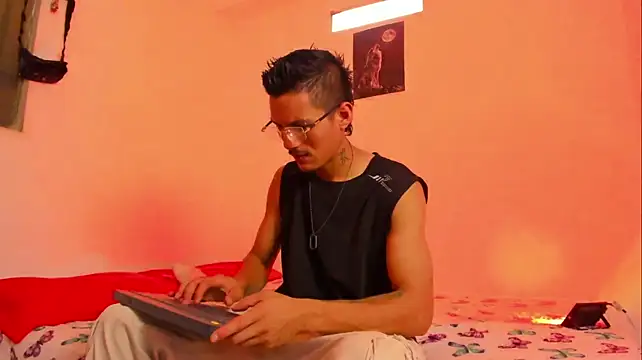 Show de Andrxs_dusky1 na webcam