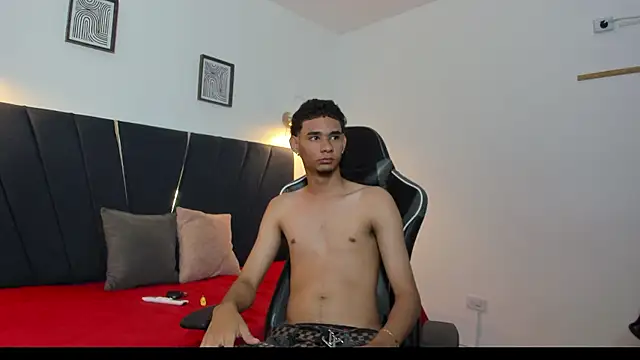 Вебкам-шоу kenix_cum23