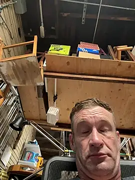 KINGSPARKY79 Show in webcam