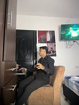 Enzomoretti__n Webbikameraesitys