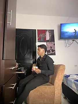 Show de Enzomoretti__ na webcam