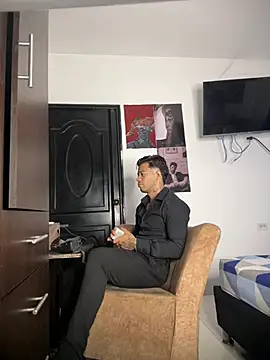 Enzomoretti__ Webcamshow