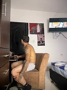 Enzomoretti__ Webcam show