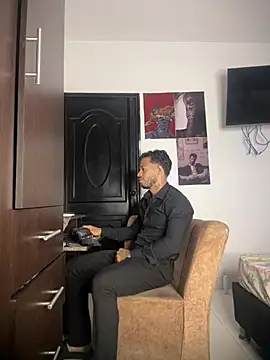 Show webcam de Enzomoretti__