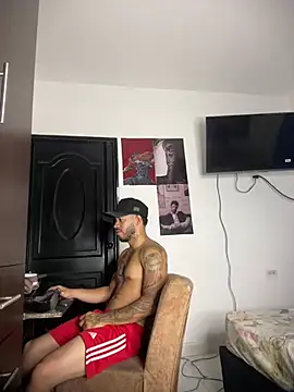 Enzomoretti__ Webcam-Show
