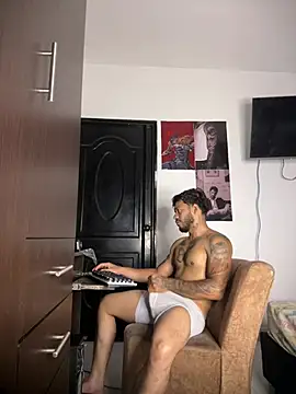 Enzomoretti__: вебкам-шоу