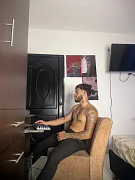 Enzomoretti__n Webbikameraesitys