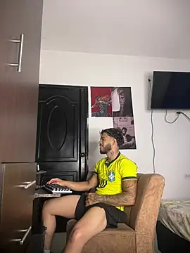 Enzomoretti__ Webcamshow