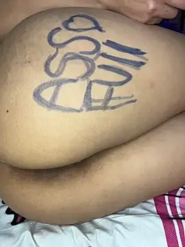 Girl_Unangenehm's Live XXX Chat