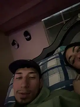 Mal_Iris Pertunjukan Webcam