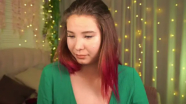XXX chat uživo modela EmmaVerse