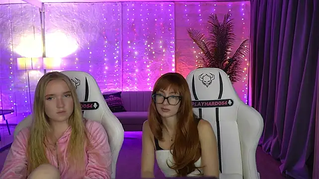 Sofia_054 Pertunjukan Webcam