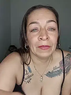 AshleeyLove webcam show