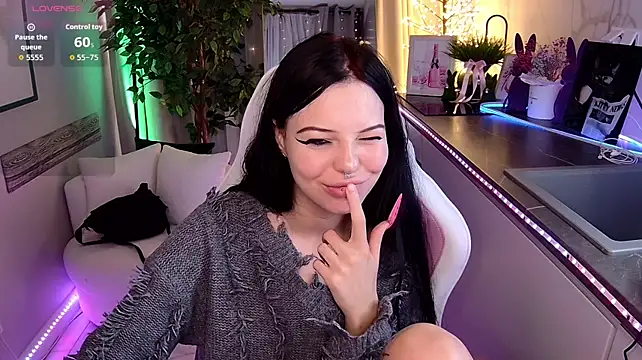 Show modela Alissa_Foksy na web-kameri