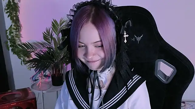 Hikkacat's Webcam Show