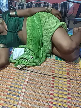 Show de tamil_kavithas na webcam