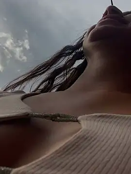 Czat XXX na żywo – -Juli4