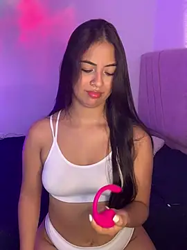 -Juli4 Live XXX-Chat