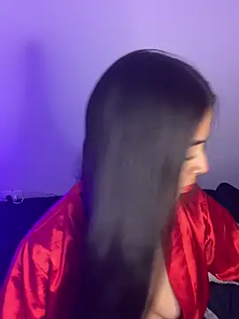 -Juli4 Live XXX-Chat