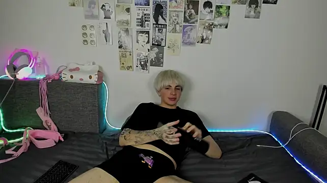 عرض كام doll_from_hell