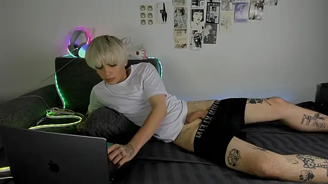 doll_from_hell Шоу с уебкамера