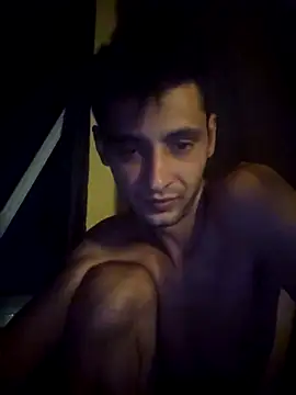 Show de DragosNan na webcam