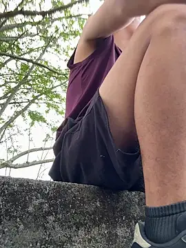 TonnyBottom webcam show