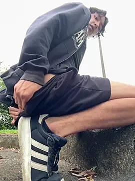 Show modela TonnyBottom na web-kameri