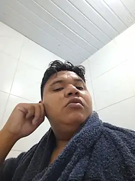 PUNHETAESCONDIDA webcam show
