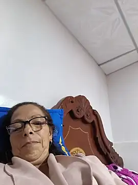XXX chat uživo modela sexiigatica
