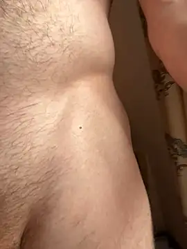 cumhugely Webcamshow