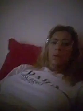 RenataAraujo: διαδικτυακό σόου στην κάμερα