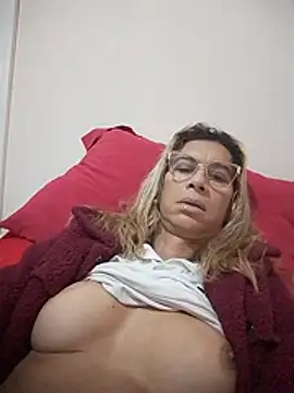RenataAraujo Webcamshow