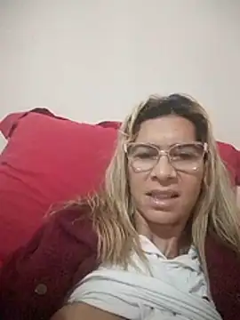 RenataAraujo Webcam-Show