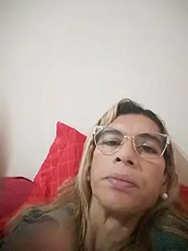 RenataAraujo: διαδικτυακό σόου στην κάμερα