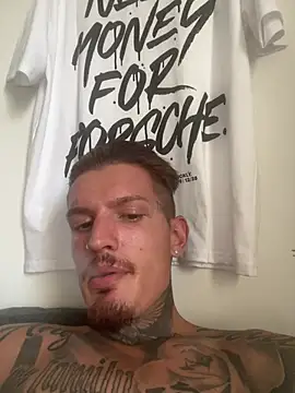 Show modela tom_kl97 na web-kameri