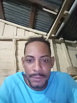 liryw250 Show in webcam