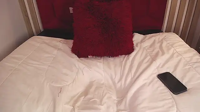 Chloe_Lombardiのウェブカメラショー