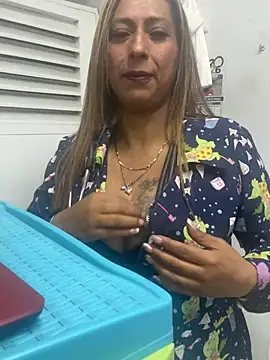 Dama_Rouge webcam show